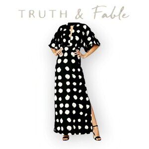 Truth and Fable Black White Spotted Keyhole Maxi Dress Wide Sleeve NWT Small